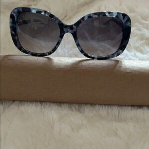 Elegant Camouflage Pattern Sunglasses